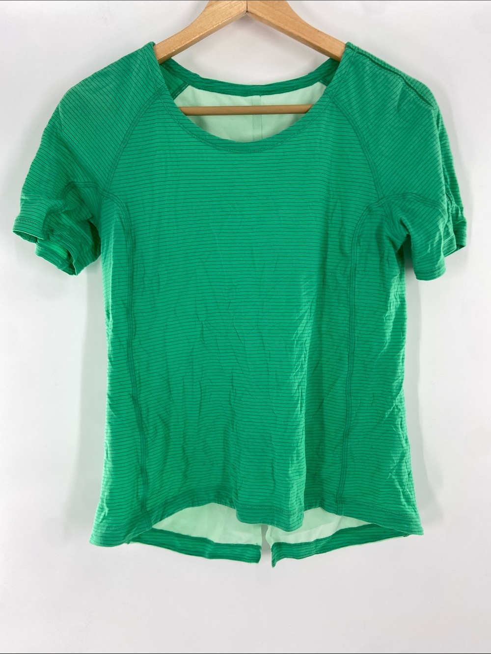 Lululemon Green Short Sleeve Tee Size S Gently Used